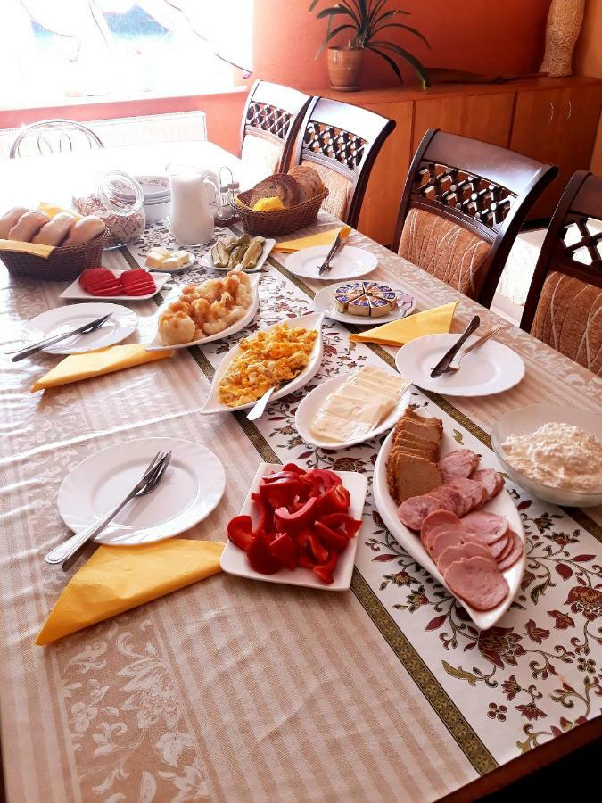 Pod Lasem Maria Plazio Farm stay *